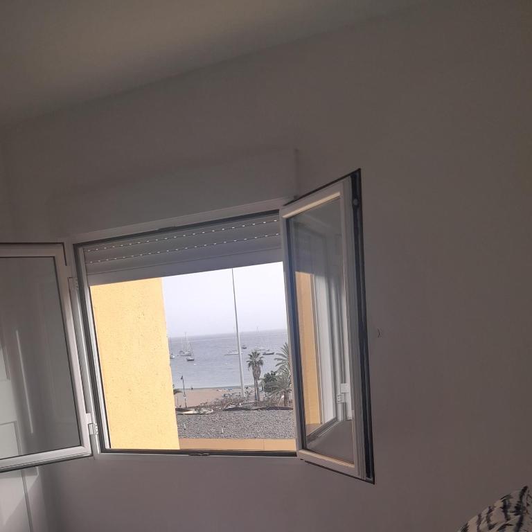 TORRES DEL SOL to 50 METTERS PLAYA LAS VISTAS Best beach Tenerife - Apartamento con balcón - 8