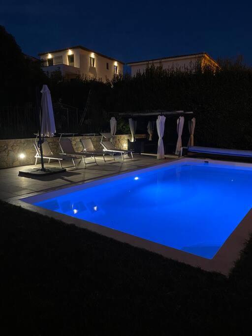 jolie appartement avec piscine - Appartement 1 Chambre - 7