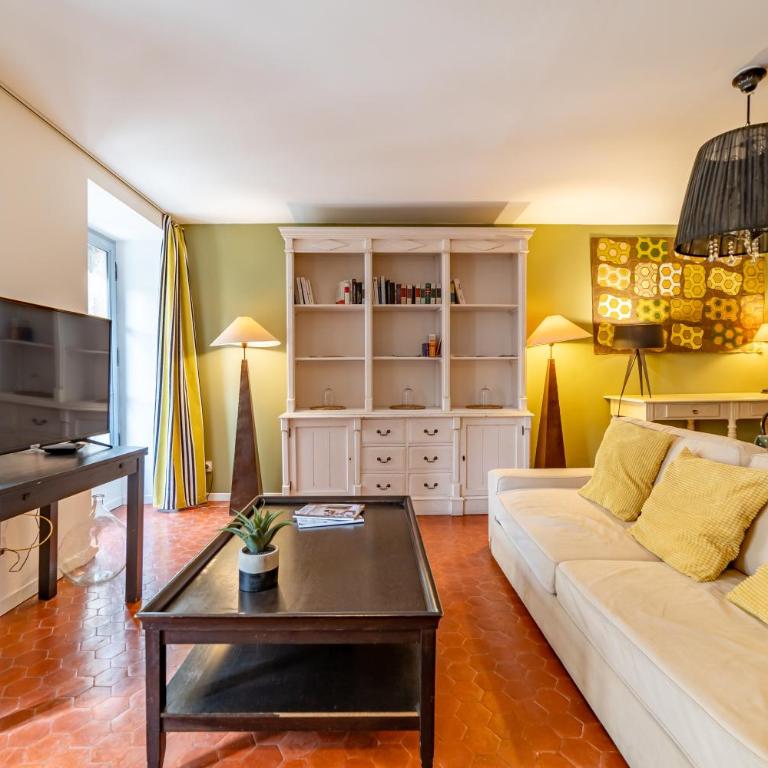 L'envoutement provençal au cœur de l'écusson - Une Nuit à Nîmes - One-Bedroom Apartment - 6