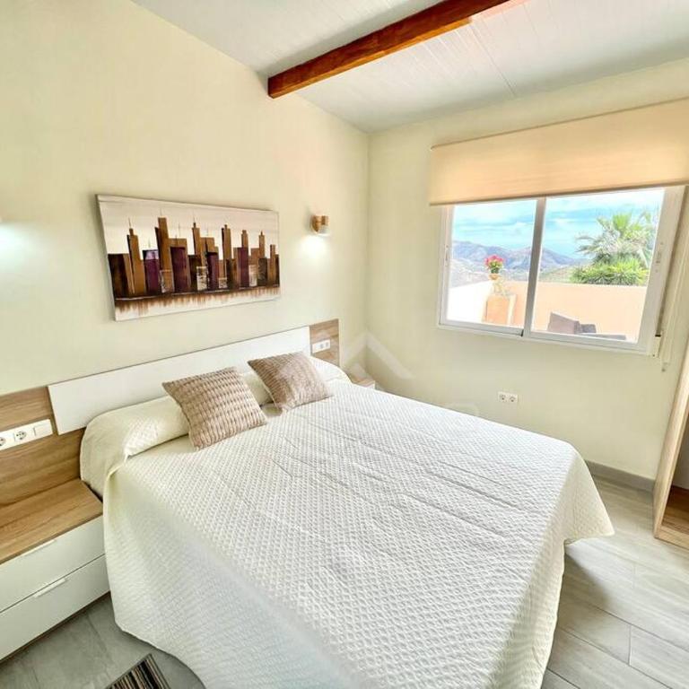 Villa private pool La Herradura - Three-Bedroom Chalet - 28