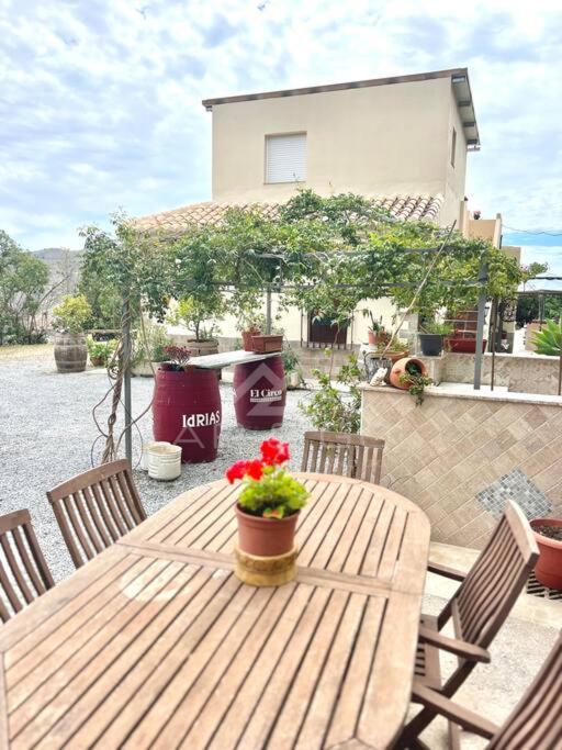 Villa private pool La Herradura - Three-Bedroom Chalet - 85