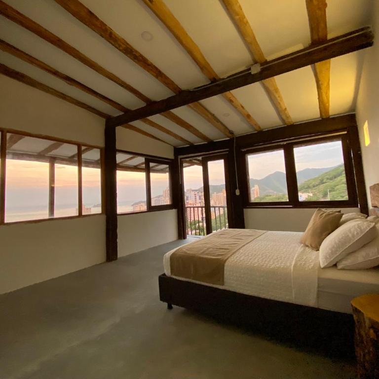 Akela Gaira Hotel - Habitación Doble Deluxe con balcón - 1