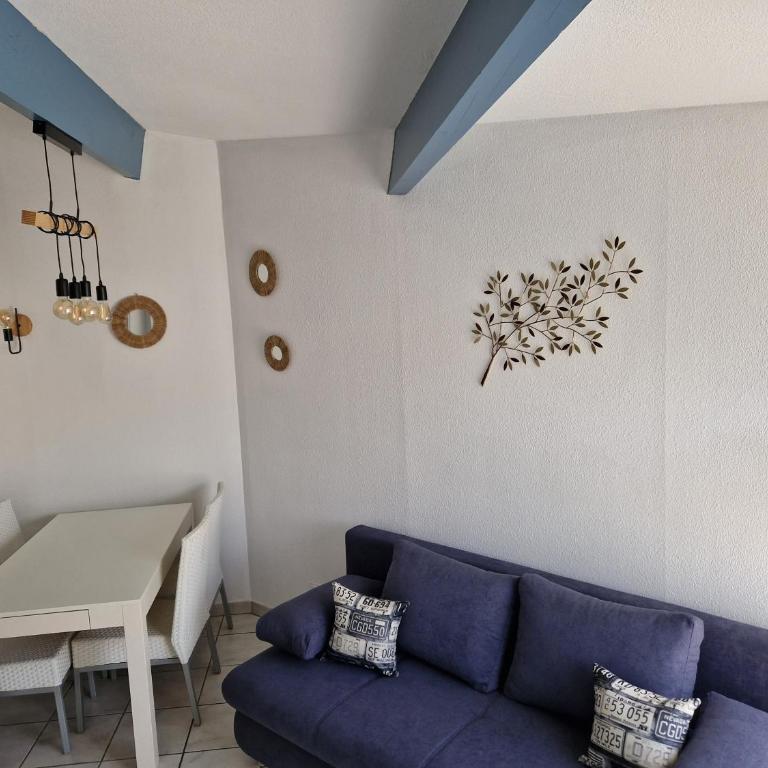 Charmante maison avec piscine - Maison 2 Chambres - 21