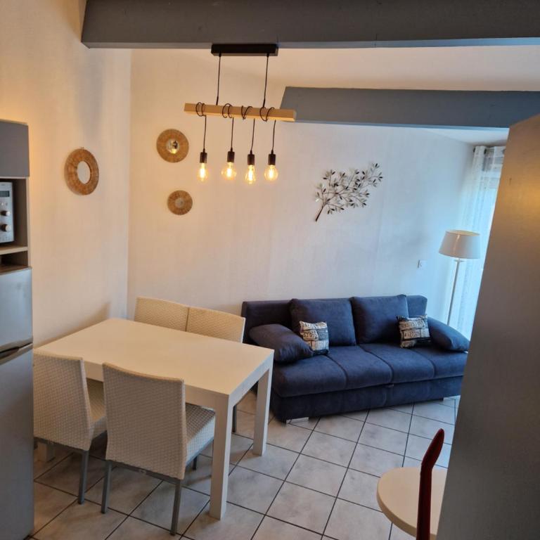 Charmante maison avec piscine - Maison 2 Chambres - 15