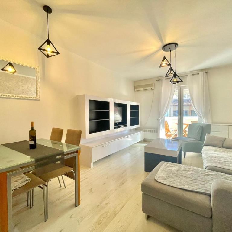 Family One bedroom apartment with Garden view - Apartman sa Pogledom na Vrt - 1