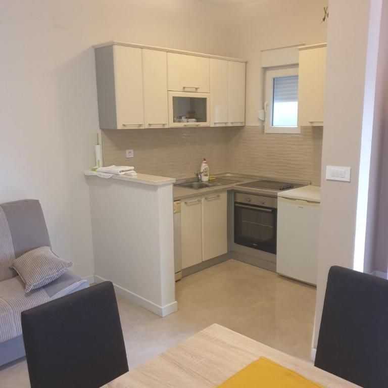 Topla - One-Bedroom Apartment - 10