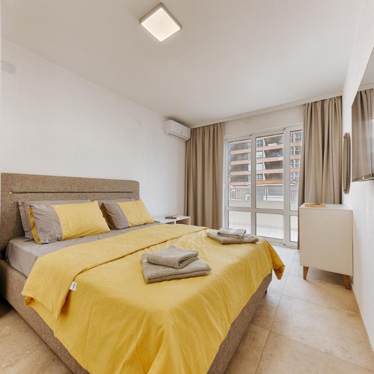 MonteCasa Seaview Rooms - Penthouse Apartment - 10