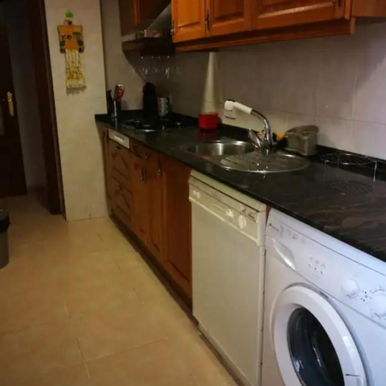 Apartamento en la zona Turística de Salou - Two-Bedroom Apartment - 22
