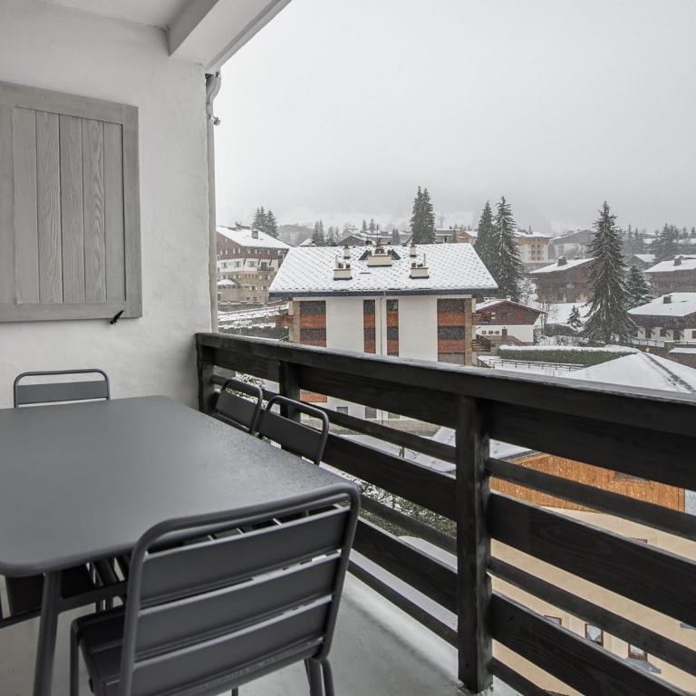 Appartement rénové 5 chambres avec balcon, cheminée et Wifi à 400m du centre de Megève - FR-1-453-170 - Appartement (10 Adultes) - 6