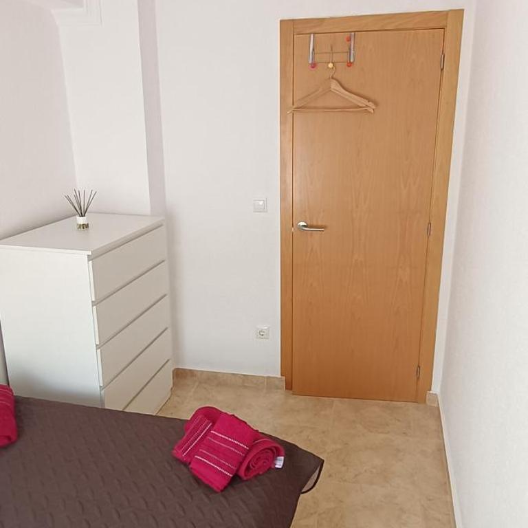 Apartamento con 3 dormitorios 3 minutos hasta la playa - Apartamento de 3 dormitorios - 12