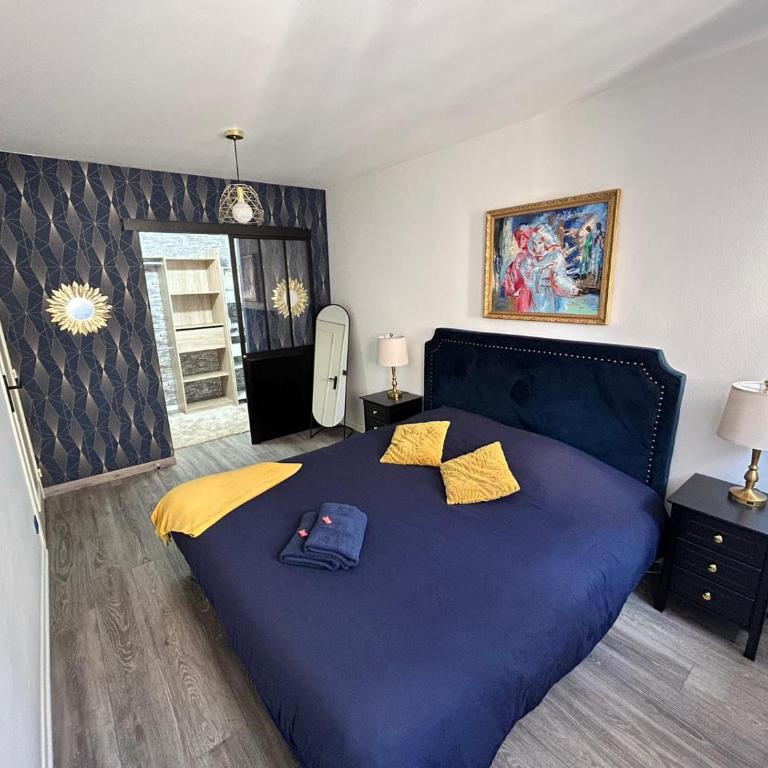 SPACIEUX DUPLEX PRES DES QUAIS DE SEINE LINGE MAISON FOURNI PARKING GRATUIT 4 CHAMBRES bienvenue à vous - Appartement - 7