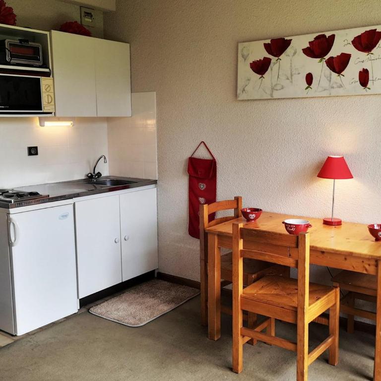 Studio cosy à Notre-Dame-de-Bellecombe pour 4 personnes avec vue panoramique - Appartement 1 Chambre - 3