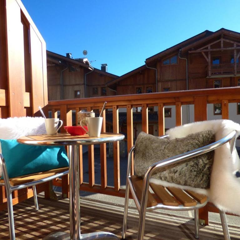 Appartement 3 pièces, 6 personnes, balcon, proche Les Saisies - Appartement 2 Chambres - 7