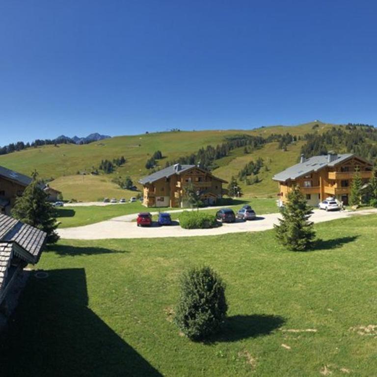 Les Saisies: Appartement avec Balcon et Piscine pour 4 Personnes - Apartment mit 2 Schlafzimmern - 4
