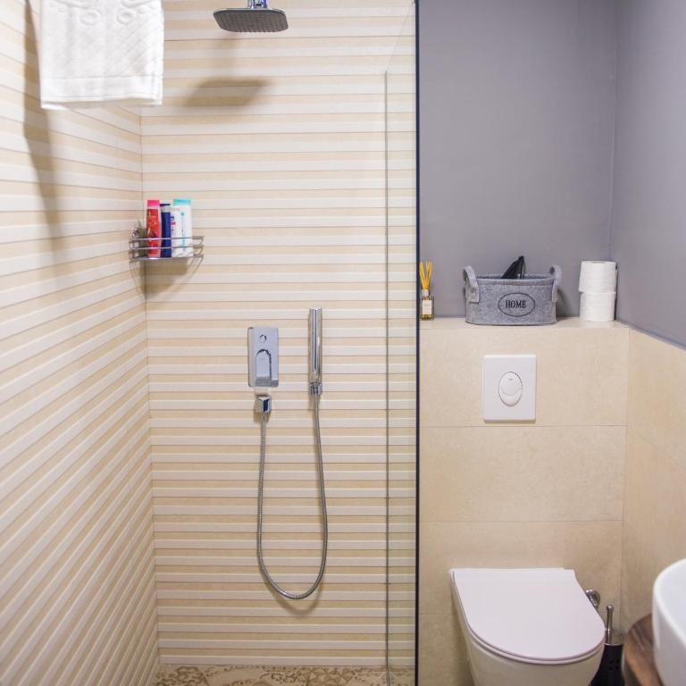 Candy Loft Apartment - Two-Bedroom Apartment - 5