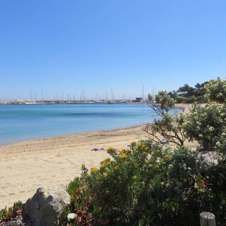 Studio calme avec terrasse à Bormes-les-Mimosas - FR-1-610-17 - Monolocale - 6