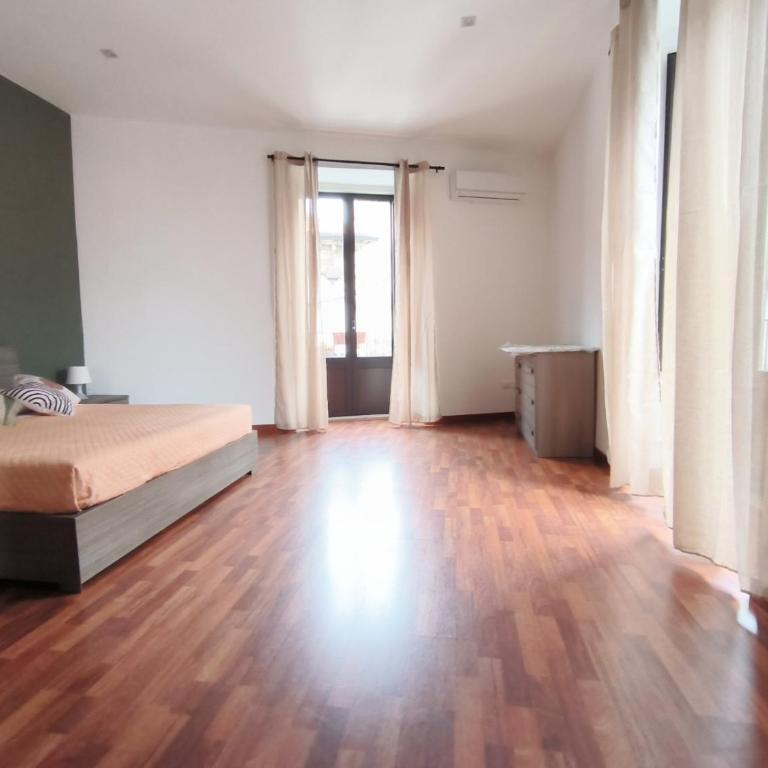 Re Federico II - Appartamento con 2 Camere da Letto - 19