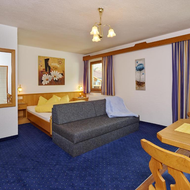 Haus Anton Sölden - Apartments & Zimmer - Standard Apartment mit 1 Schlafzimmer Nr. 7 - 12