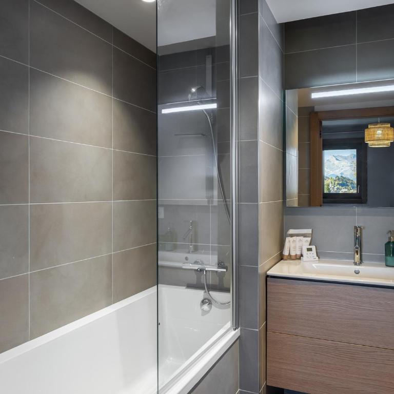 Appartement neuf à Megève, accès wellness et piscine - FR-1-569-45 - Apartment - 7