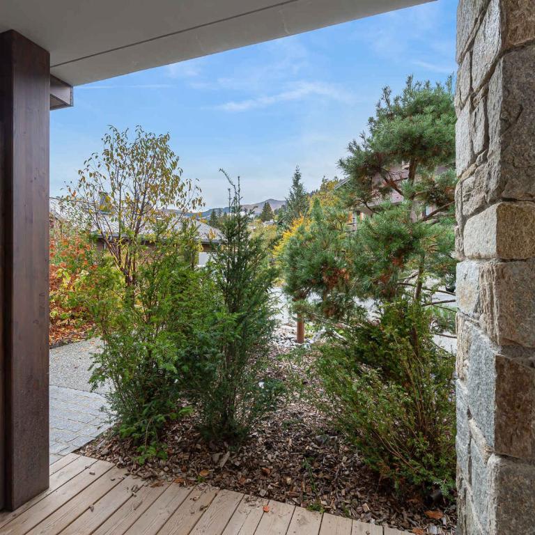 Appartement cosy à Rochebrune, piscine et parking - FR-1-569-58 - Appartement - 7