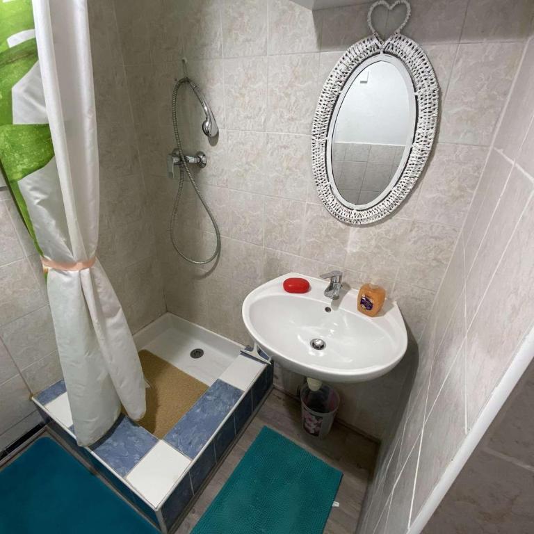 Appartement 3 pièces, 6 couchages, parking, proche plage et commerces, Fréjus - FR-1-226A-152 - Appartamento - 9