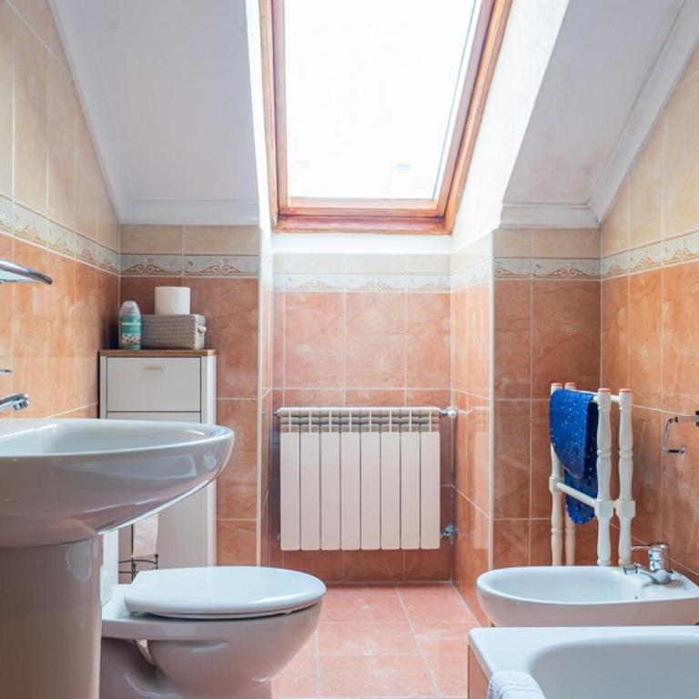 Apartamento Irene céntrico con Wifi y parking coche tamaño medio Cangas de Onís - Apartamento de 2 dormitorios - 18