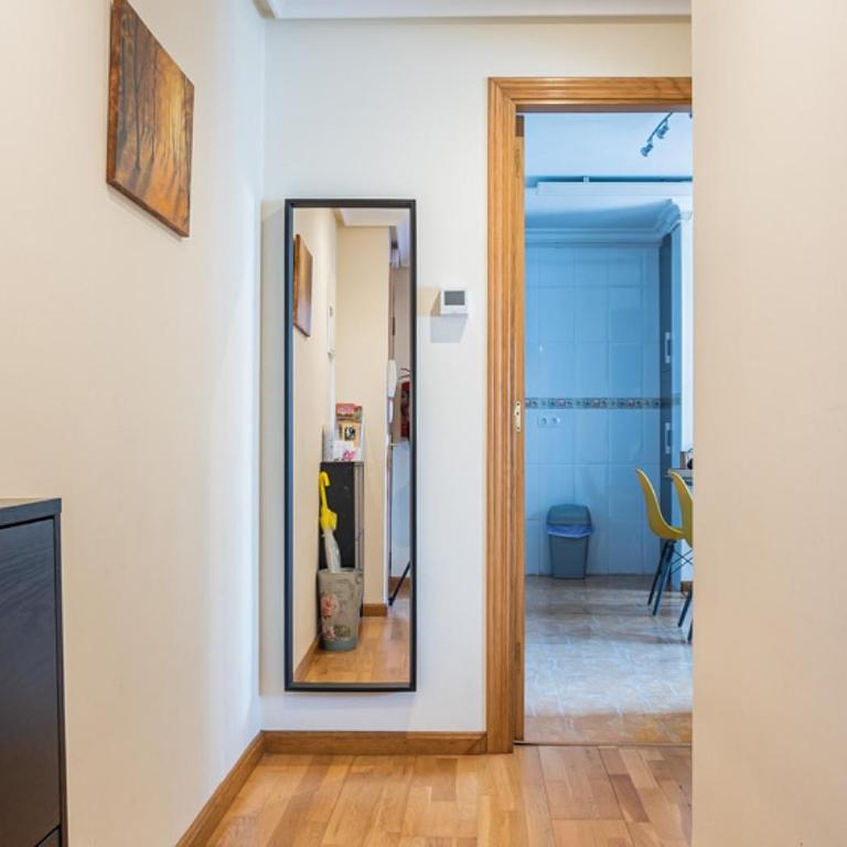 Apartamento Irene céntrico con Wifi y parking coche tamaño medio Cangas de Onís - Apartamento de 2 dormitorios - 9