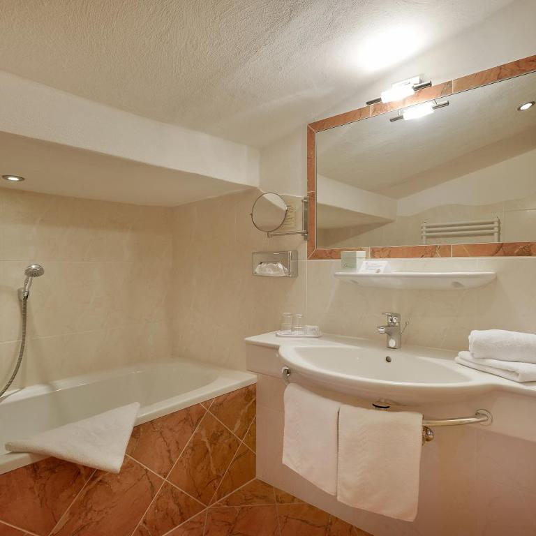 Hotel Glockenstuhl - Deluxe Doppelzimmer - 9
