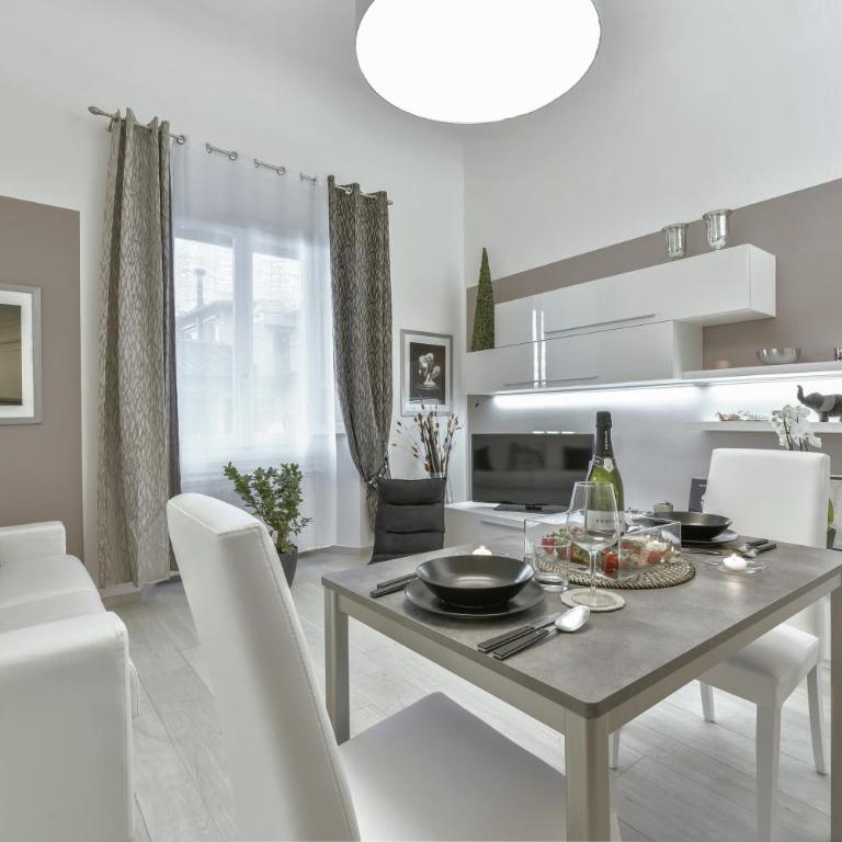 Accademia Apartment - Appartamento con 2 Camere da Letto - 11