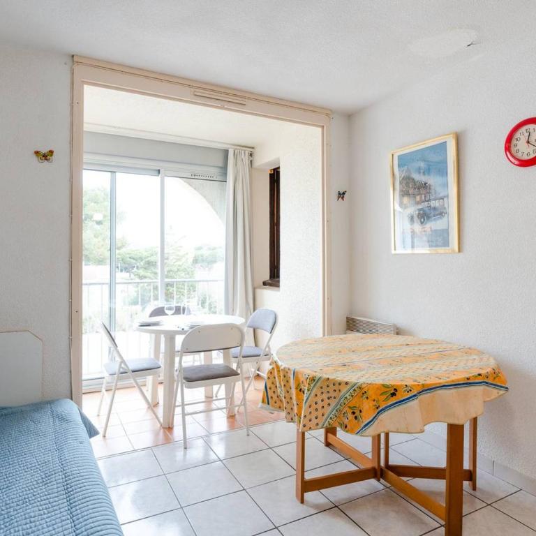 Appartement à Gruissan avec Piscine - 4 Pers. - FR-1-409A-8 - Apartment - 5