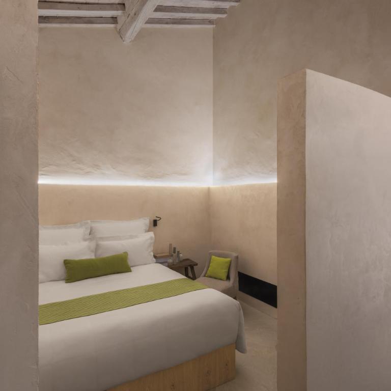 Badia di Pomaio, Tuscan Resort- Small Luxury Hotels of the World - Junior Suite Deluxe - 5