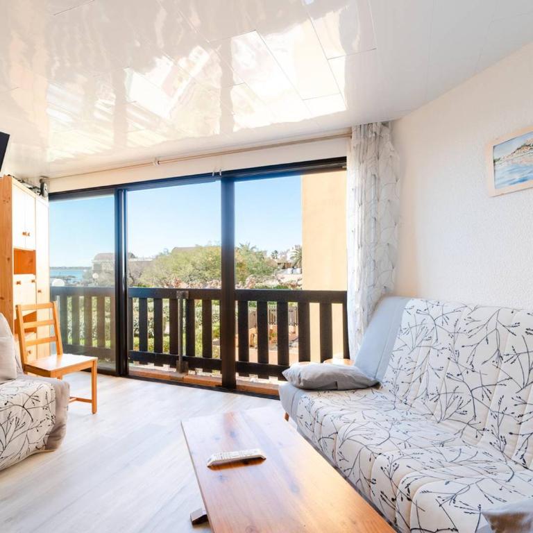 Appartement lumineux à Gruissan, 2 chambres, proche plage, parking sécurisé, mini-box WIFI, non-fumeur - FR-1-409A-15 - Appartement - 1