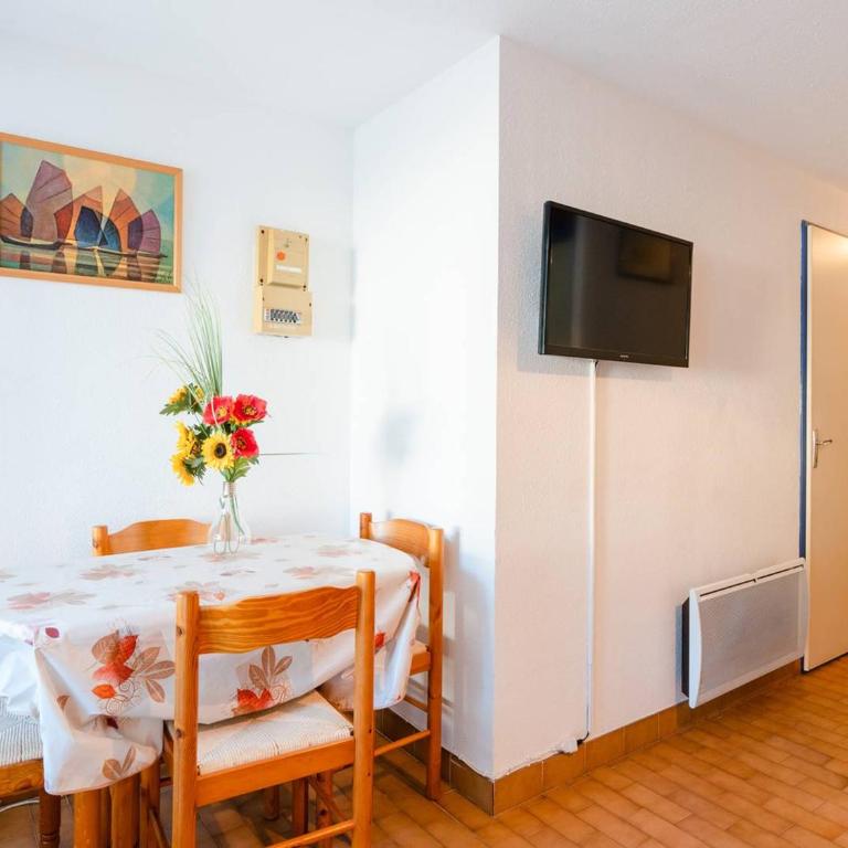 T2 avec Piscine à Gruissan - Proche Plage et Commerces - FR-1-409A-14 - Appartement - 3