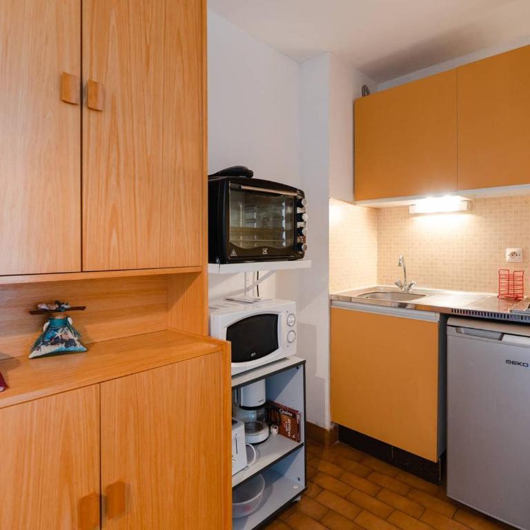 T2 avec Piscine à Gruissan - Proche Plage et Commerces - FR-1-409A-14 - Appartement - 5