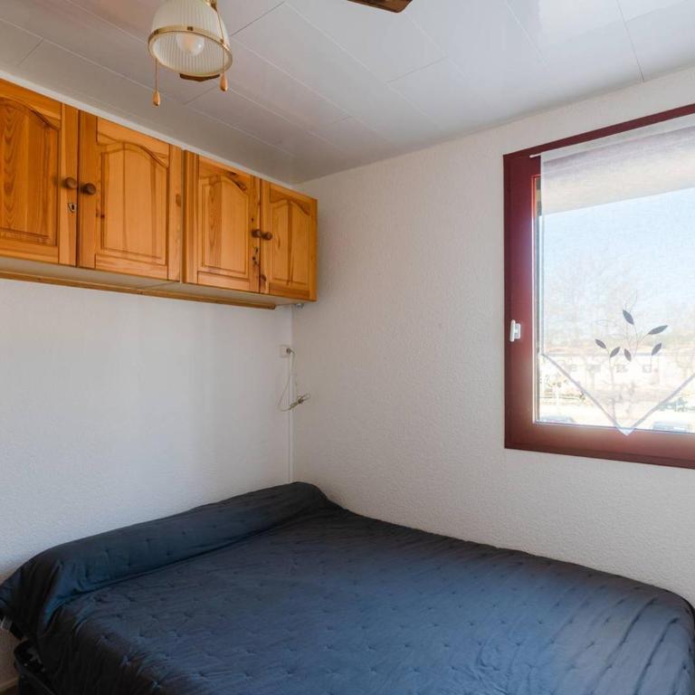 Appartement lumineux à Gruissan, 2 chambres, proche plage, parking sécurisé, mini-box WIFI, non-fumeur - FR-1-409A-15 - Appartement - 7