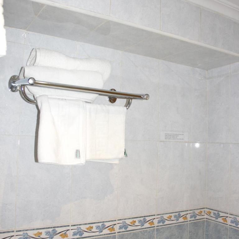Hostal Álvarez - Habitación Doble - 2 camas - 1