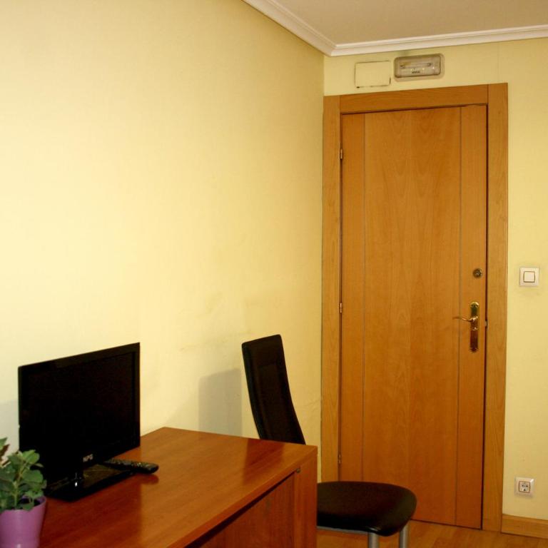 Hostal Álvarez - Habitación Doble - 2 camas - 3