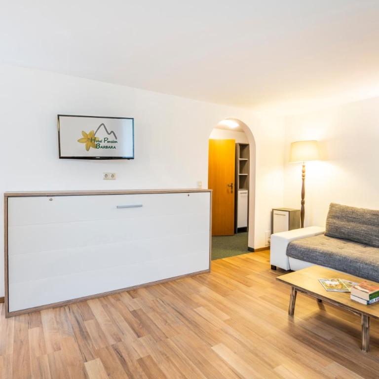 Hotel Pension Barbara - Two-Bedroom Apartment - 17