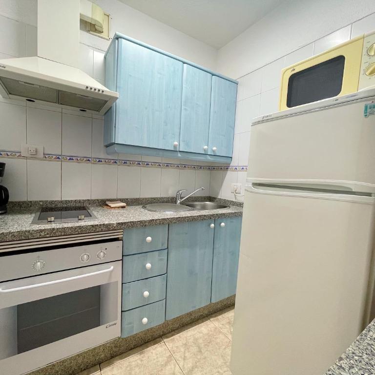 Edificio Playa - Apartamento con balcón - 9