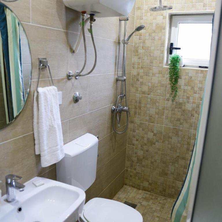 La Hacienda - Deluks Dvokrevetna Soba sa Bračnim Krevetom - 1