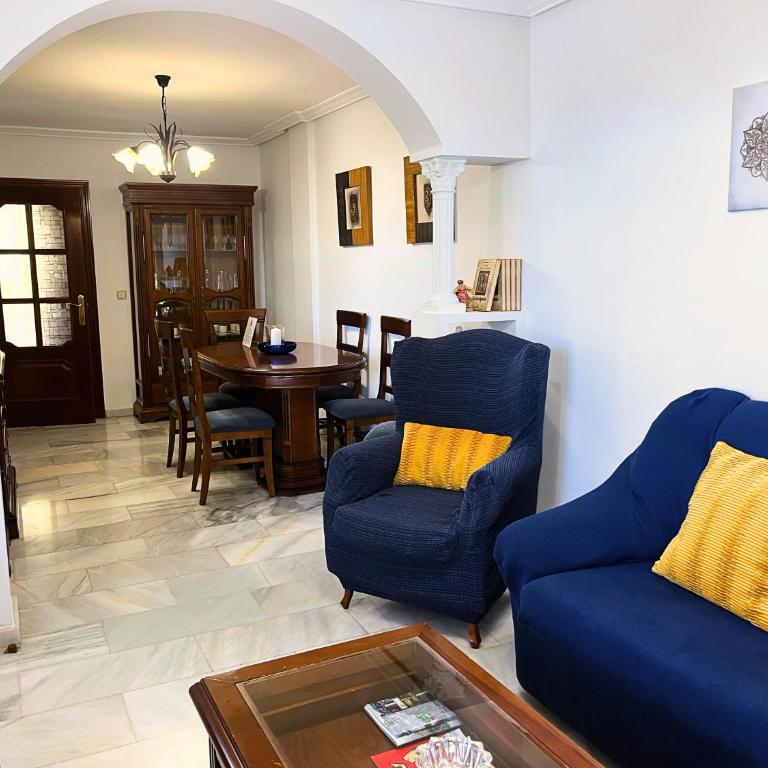 Casa María Pilar - Four-Bedroom House - 5
