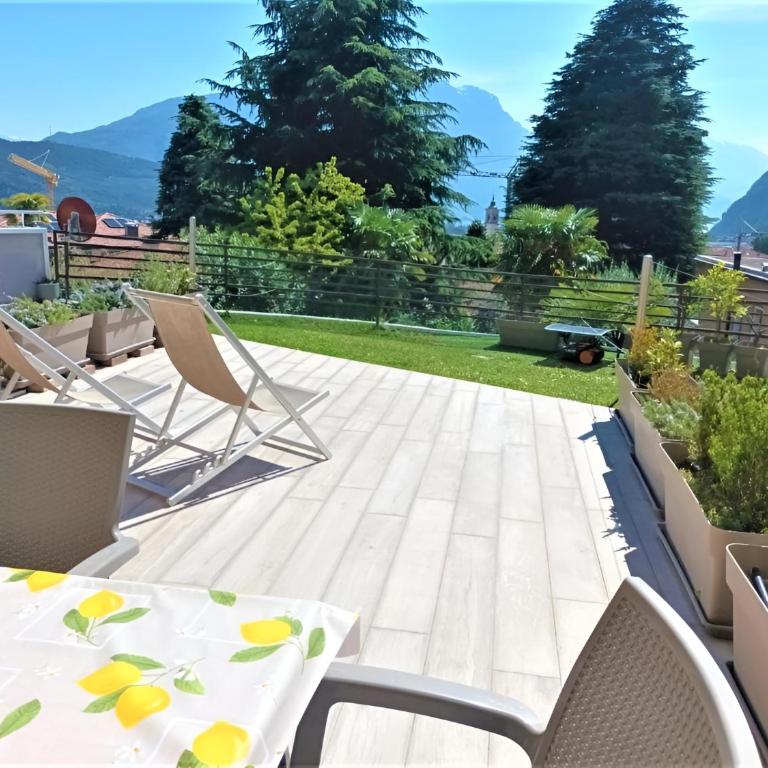 1Dest - Waterfall & Pool with Garden - Appartamento con 1 Camera da Letto e con Giardino - 8