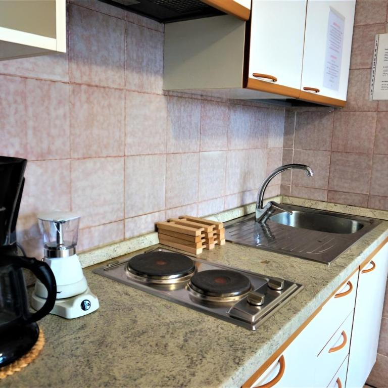 1Dest - Waterfall & Pool with Garden - Appartamento con 1 Camera da Letto e con Giardino - 17