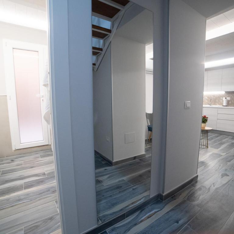 Tropea City Home - One-Bedroom Apartment - 9