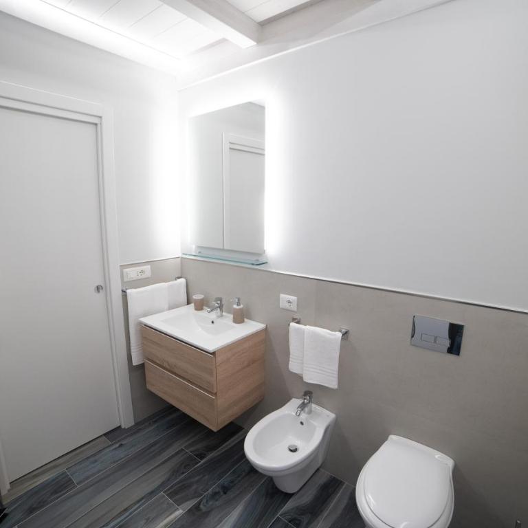 Tropea City Home - One-Bedroom Apartment - 8