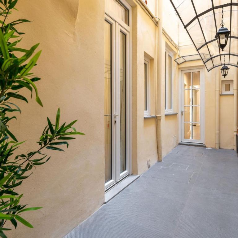 Apartments Florence- Guelfa delight with Courtyard - Appartamento - 22