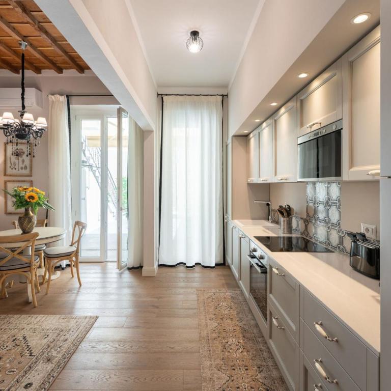 Apartments Florence- Guelfa delight with Courtyard - Appartamento - 24