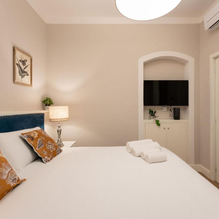 Apartments Florence- Guelfa delight with Courtyard - Appartamento - 28