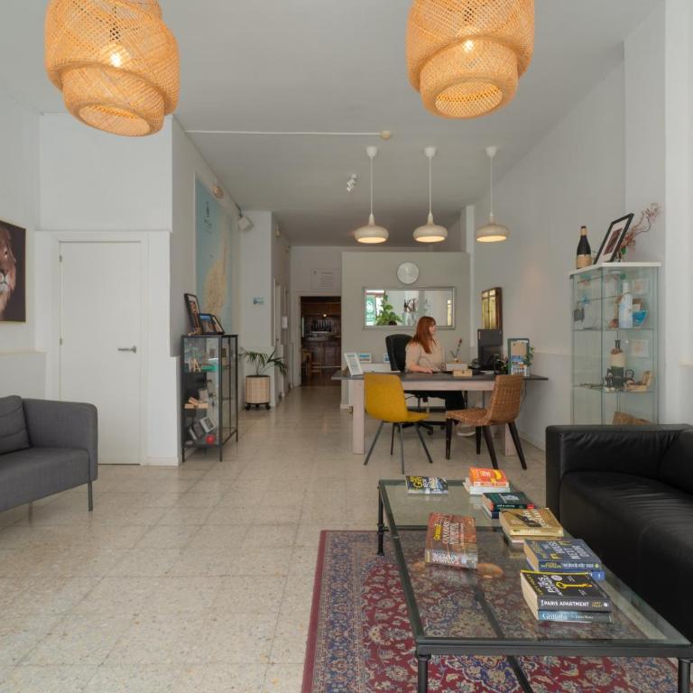 Hostal San Ginés - Habitación Doble con baño privado - 1 o 2 camas - 3