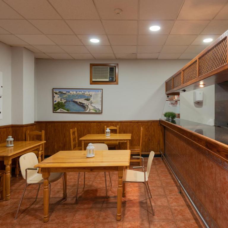 Hostal San Ginés - Habitación Doble con baño privado - 1 o 2 camas - 14